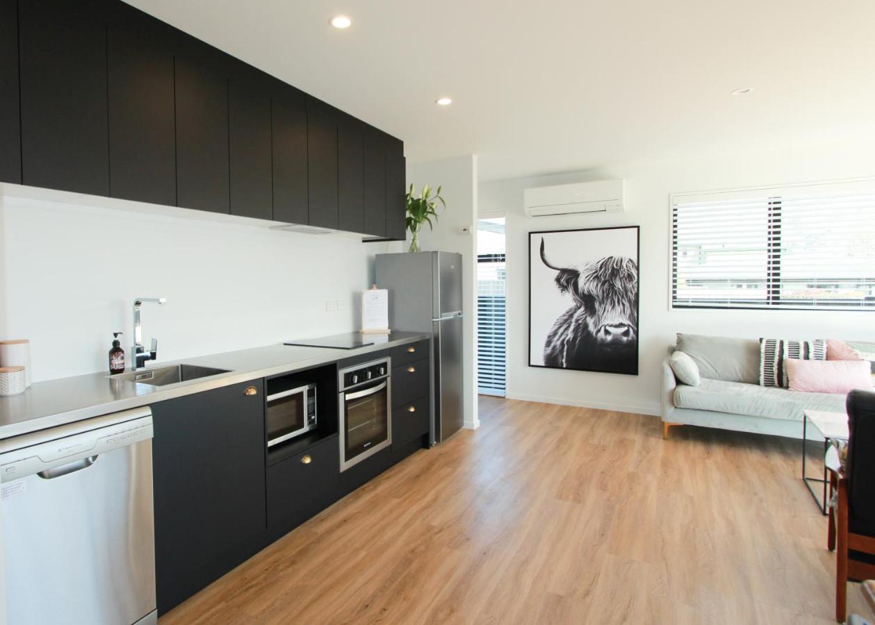Villa 3 - Sunny Brand New House Wanaka Exterior foto