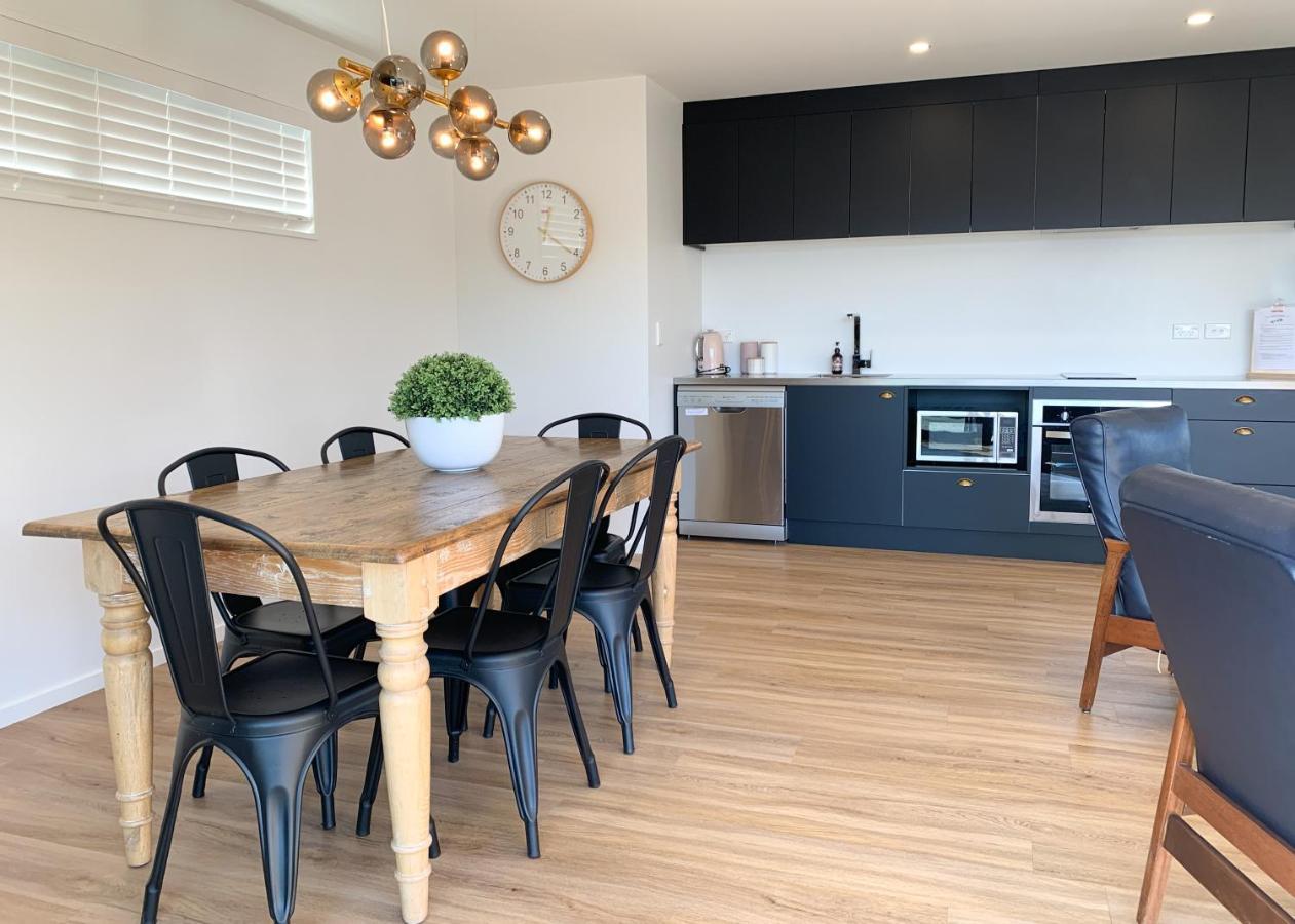 Villa 3 - Sunny Brand New House Wanaka Exterior foto